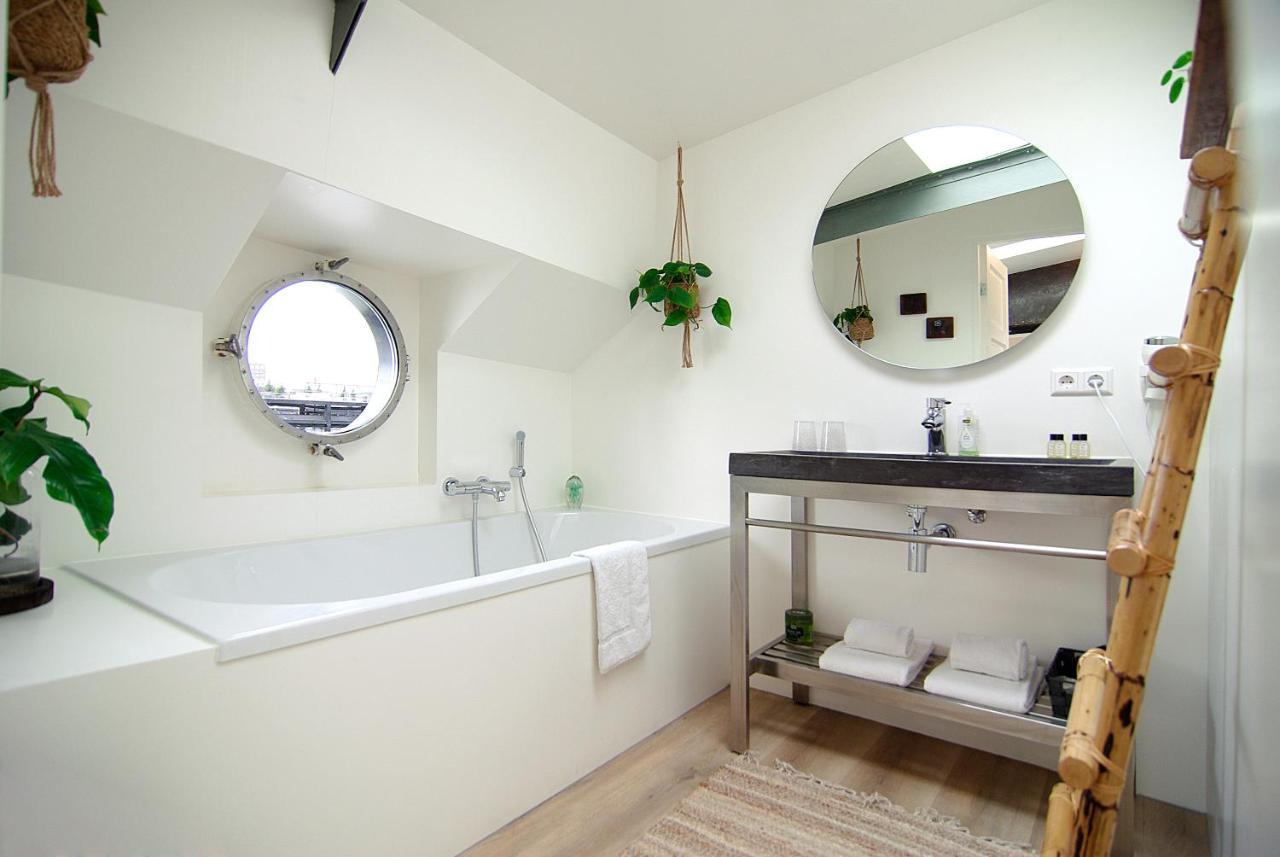 Eco Houseboat Hotel อัมสเตอร์ดัม ภายนอก รูปภาพ